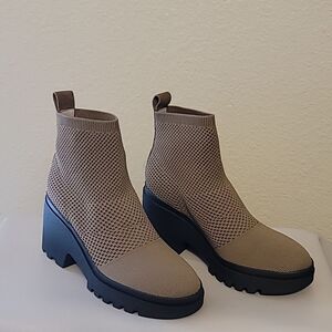 Eileen Fisher Antelope Korma Bootie Size 7.5